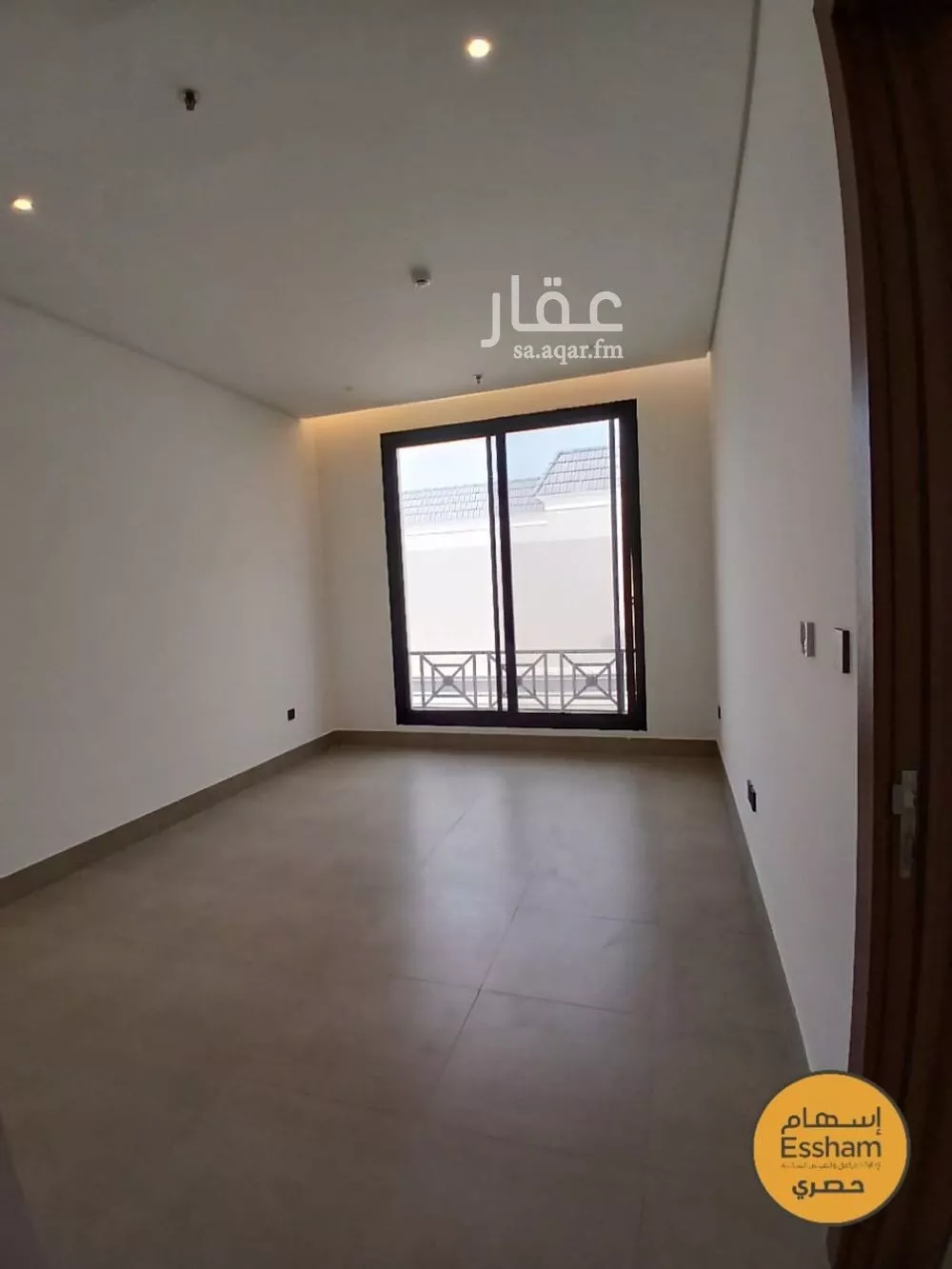 3 bedroom apartment in Al Hizam Al Thahabi 2