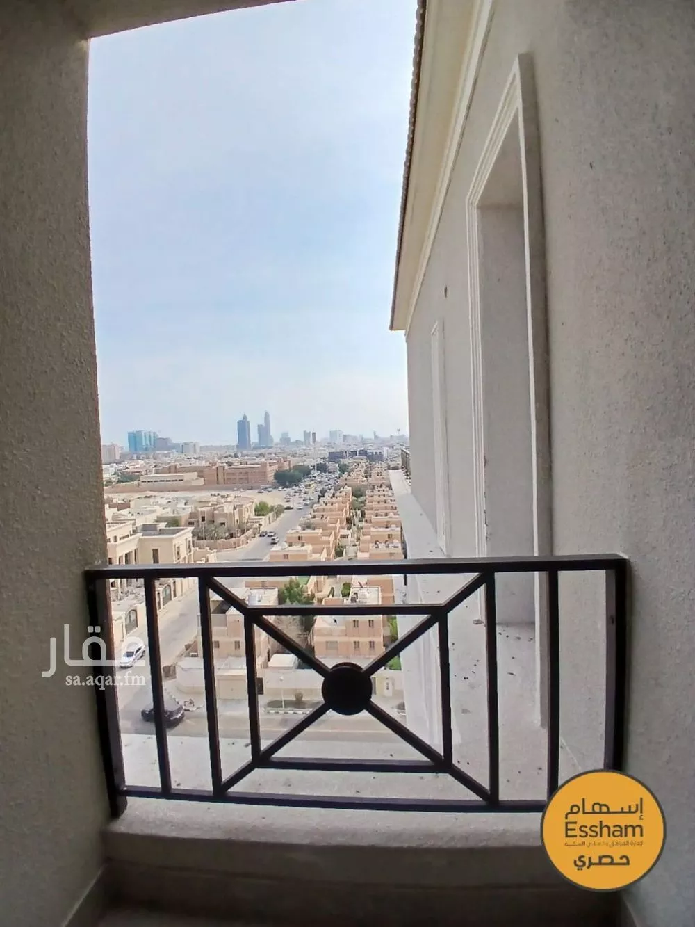 3 bedroom apartment in Al Hizam Al Thahabi 4