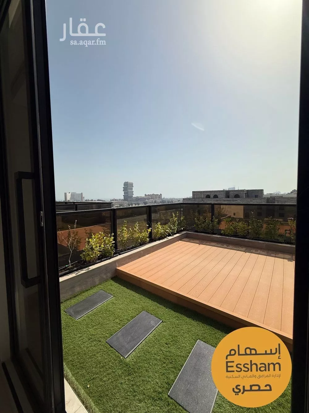 3 bedroom apartment in Al Bandariyah 4