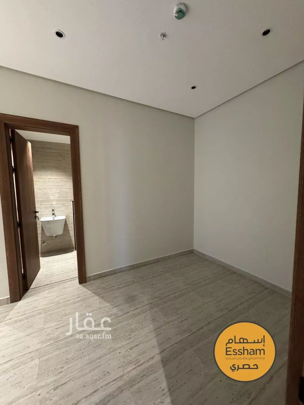 شقة 3 غرف في البحر 4