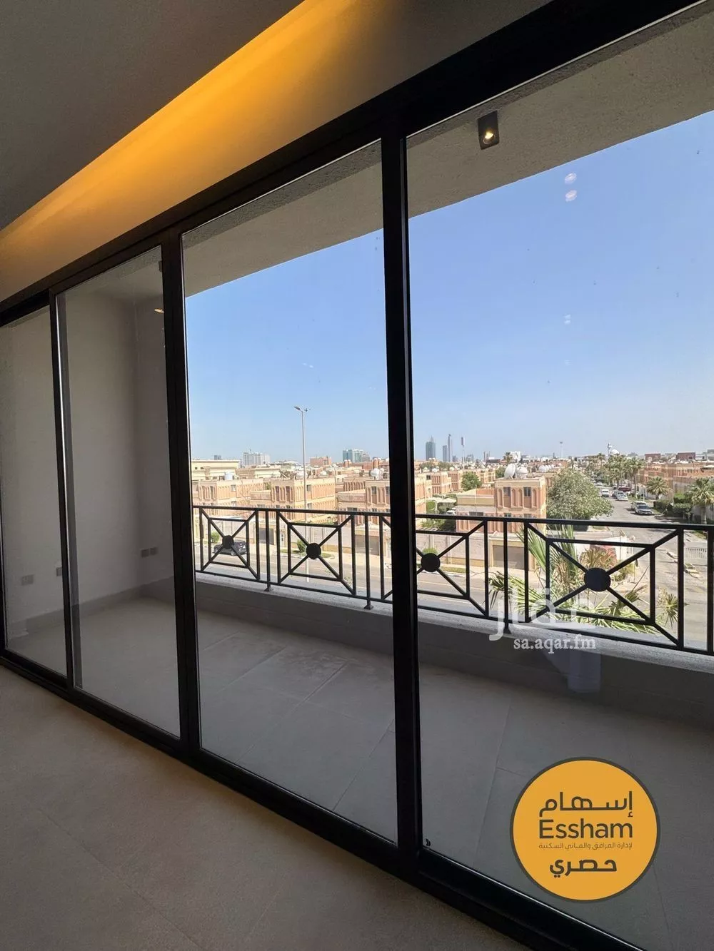 شقة 3 غرف في الحزام الذهبي 1