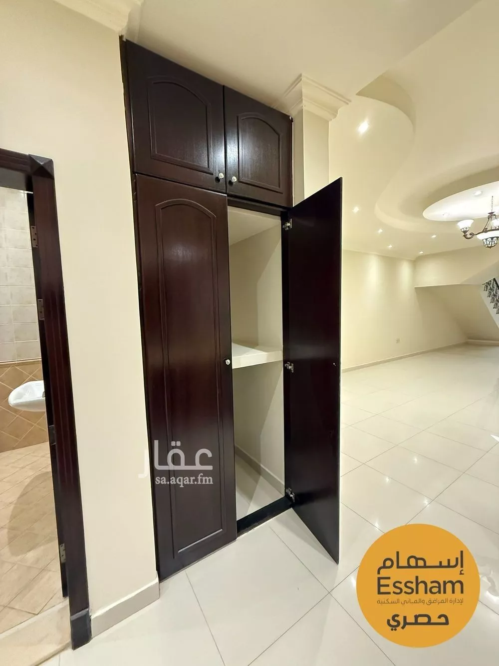 4 bedroom villa in Al Nuzhah, Eastern Province 11