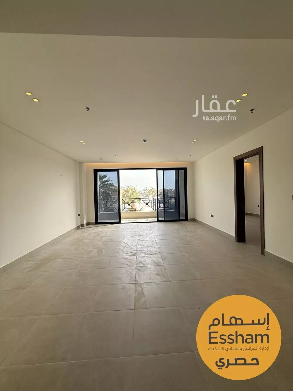 3 bedroom apartment in Al Hizam Al Thahabi 2