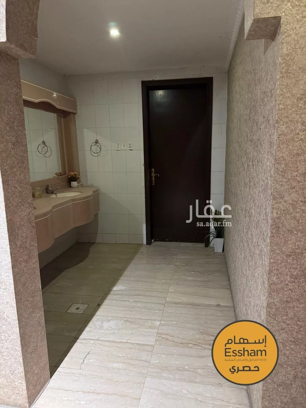 فيلا 5 غرف في الشاطئ الشرقي 3