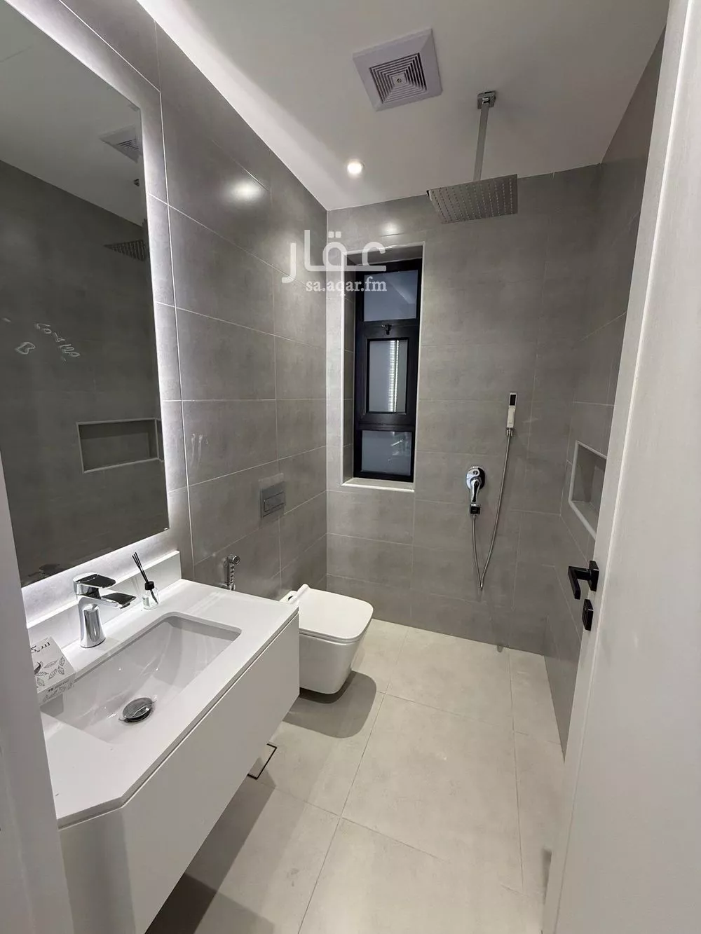 شقة 3 غرف في البحر 3