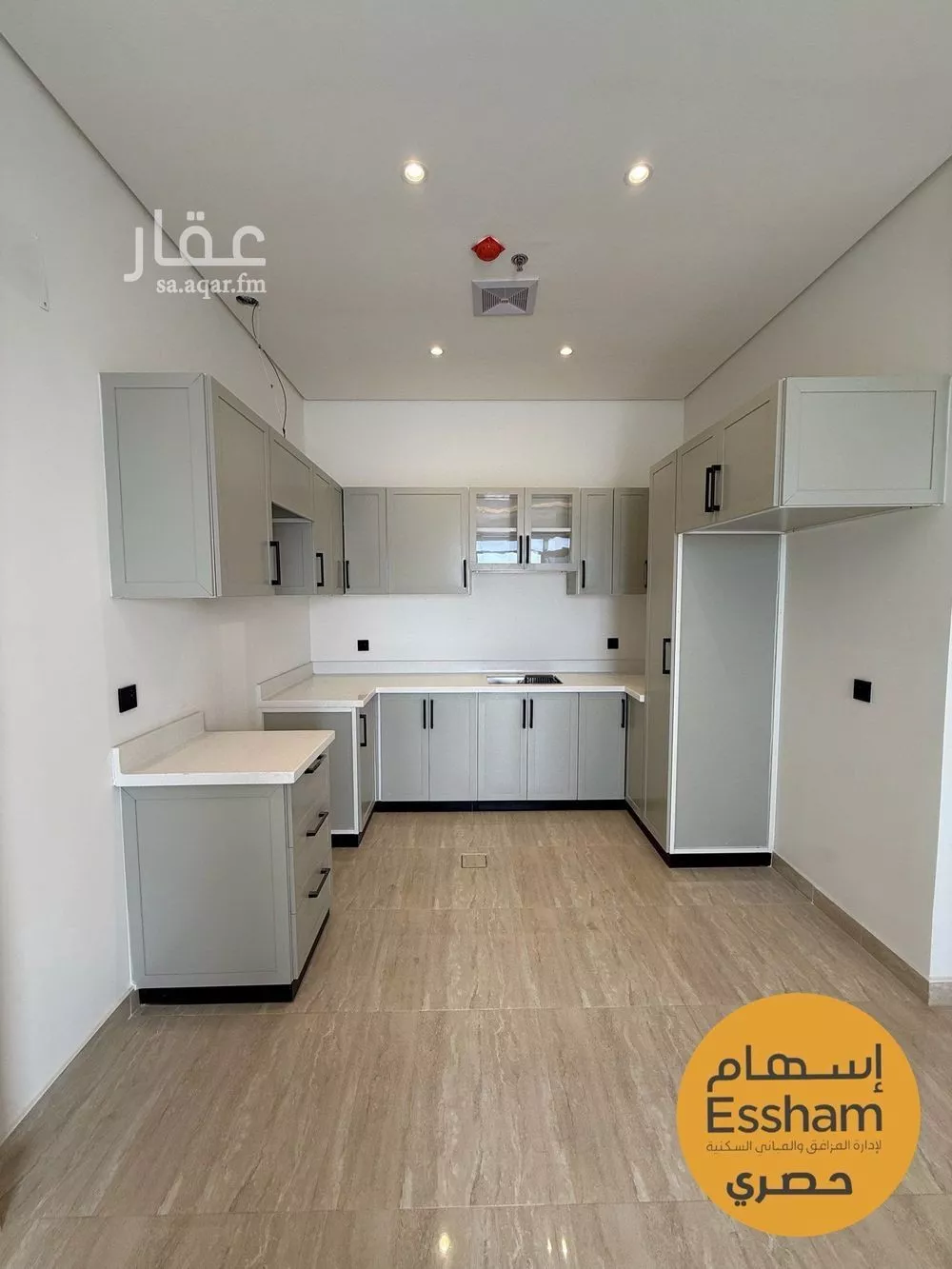3 bedroom apartment in As Saif 4