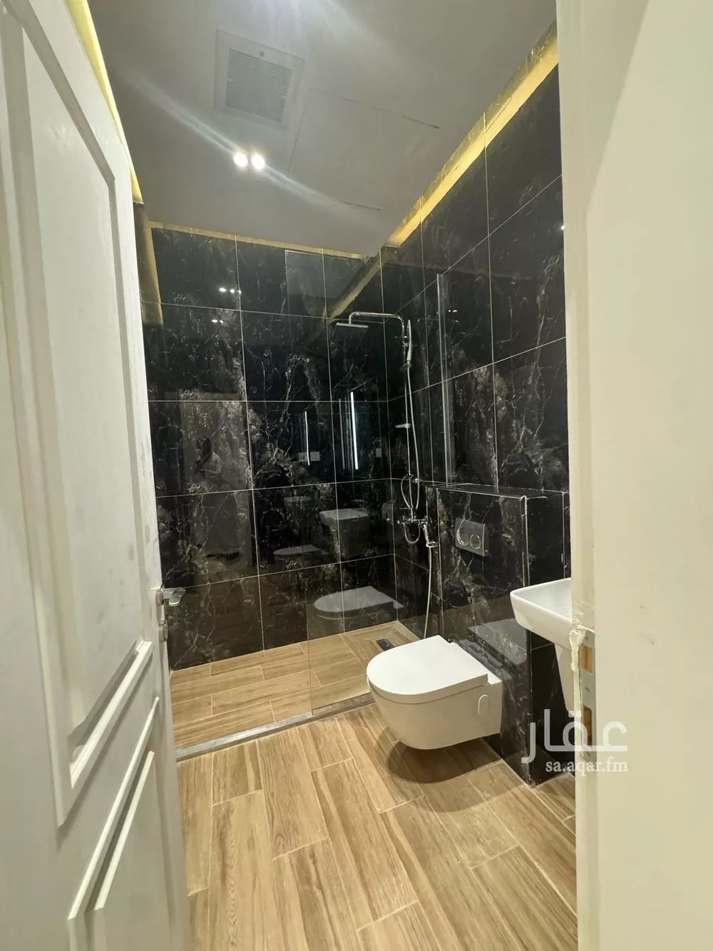 4 bedroom villa in Al Shiraa, Eastern Province 8