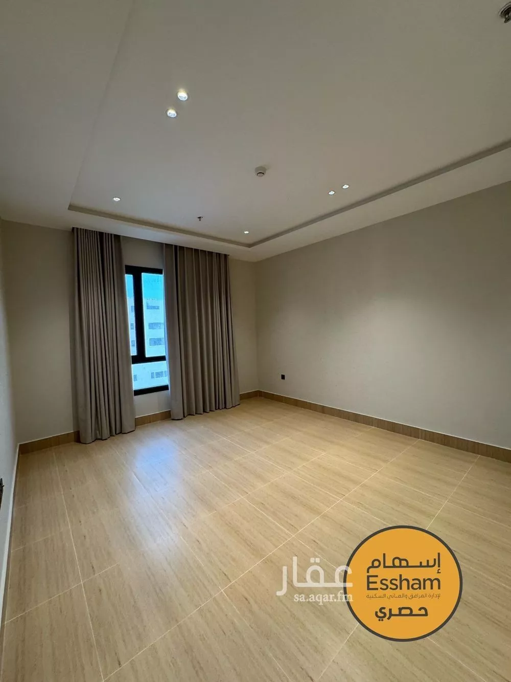 شقة 3 غرف في السيف 4