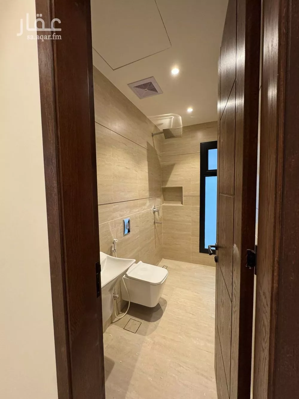 شقة 3 غرف في السيف 5