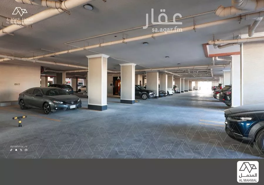 5 bedroom villa in Al Hamra, Eastern Province 26