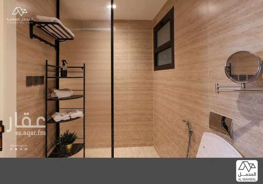 5 bedroom villa in Al Hamra, Eastern Province 39