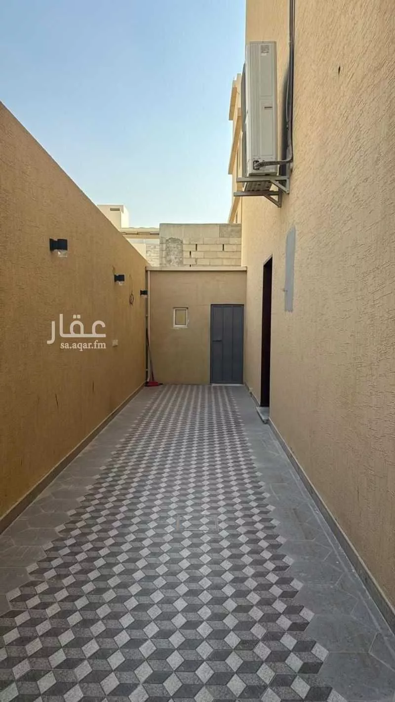 مكتب 900 م² في القيروان 3