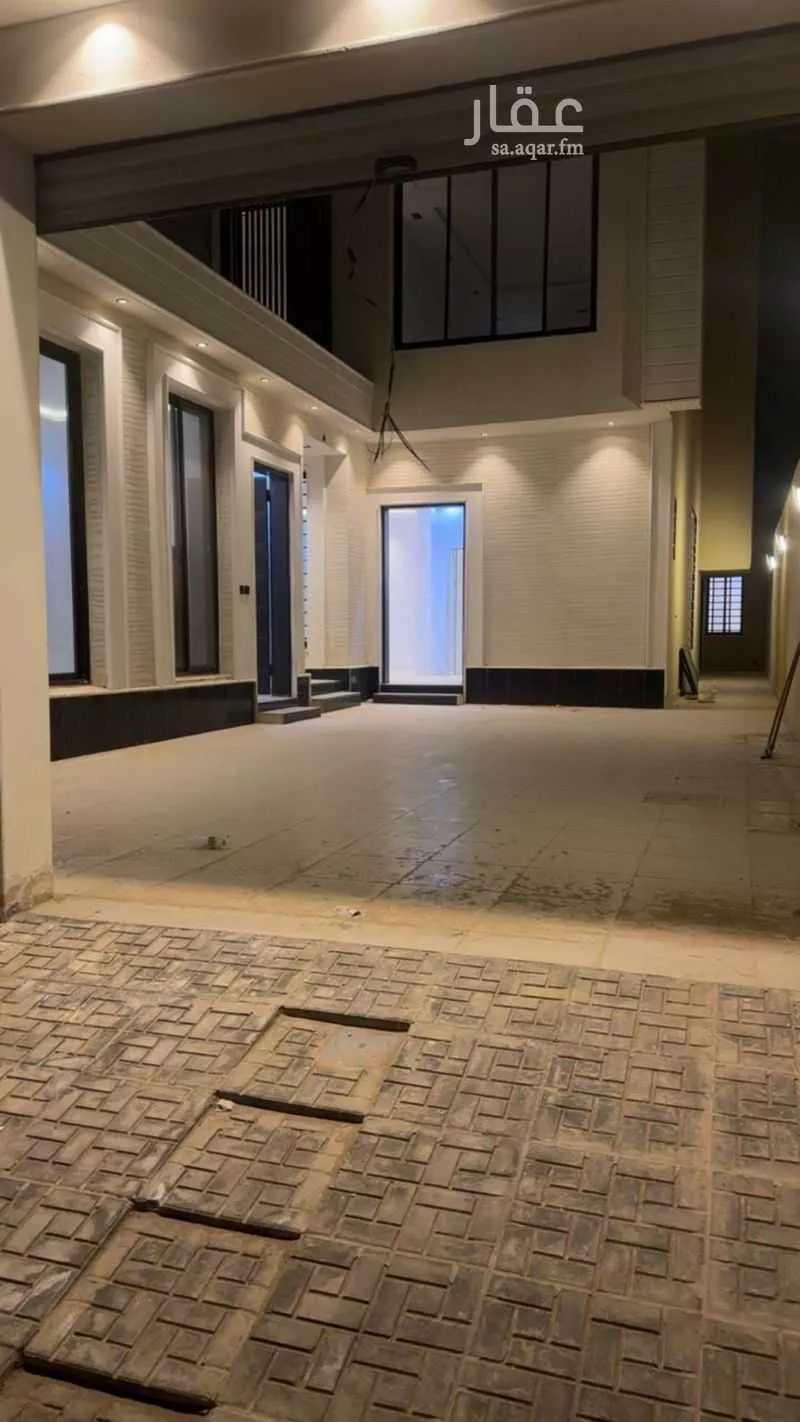 فيلا 9 غرف في بدر 2