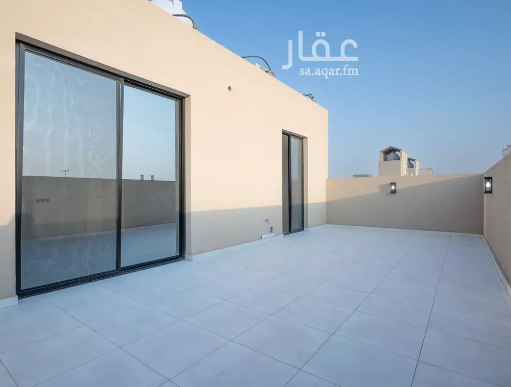 دور 3 غرف في العارض 2