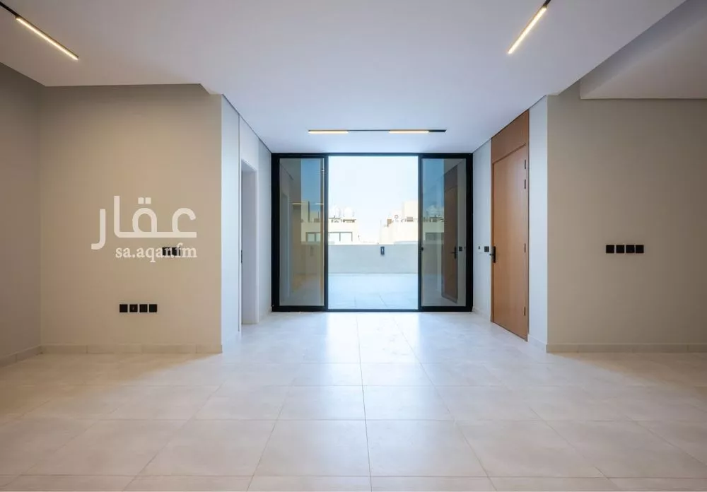 دور 3 غرف في العارض 1