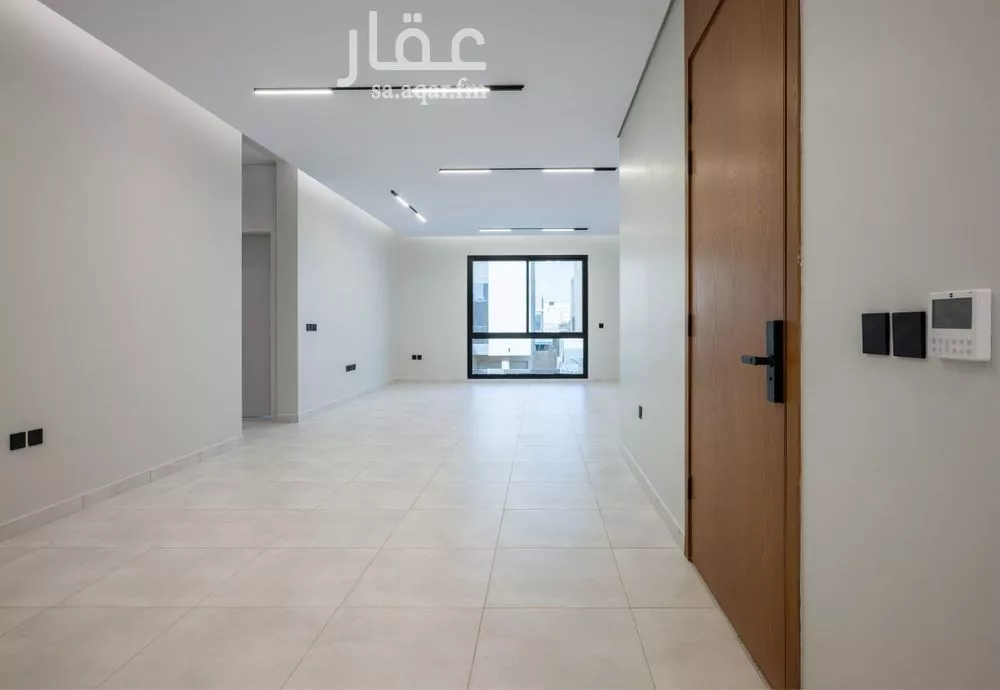 3 bedroom floor in Al Aridh 1