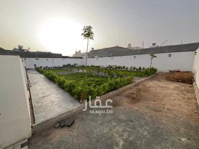 عقار  في القرينة، جدة 13