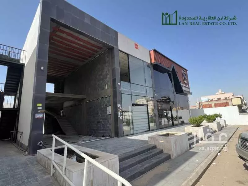 محل 864 م² في القرينة 2