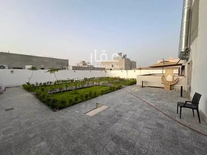 عقار  في القرينة، جدة 12