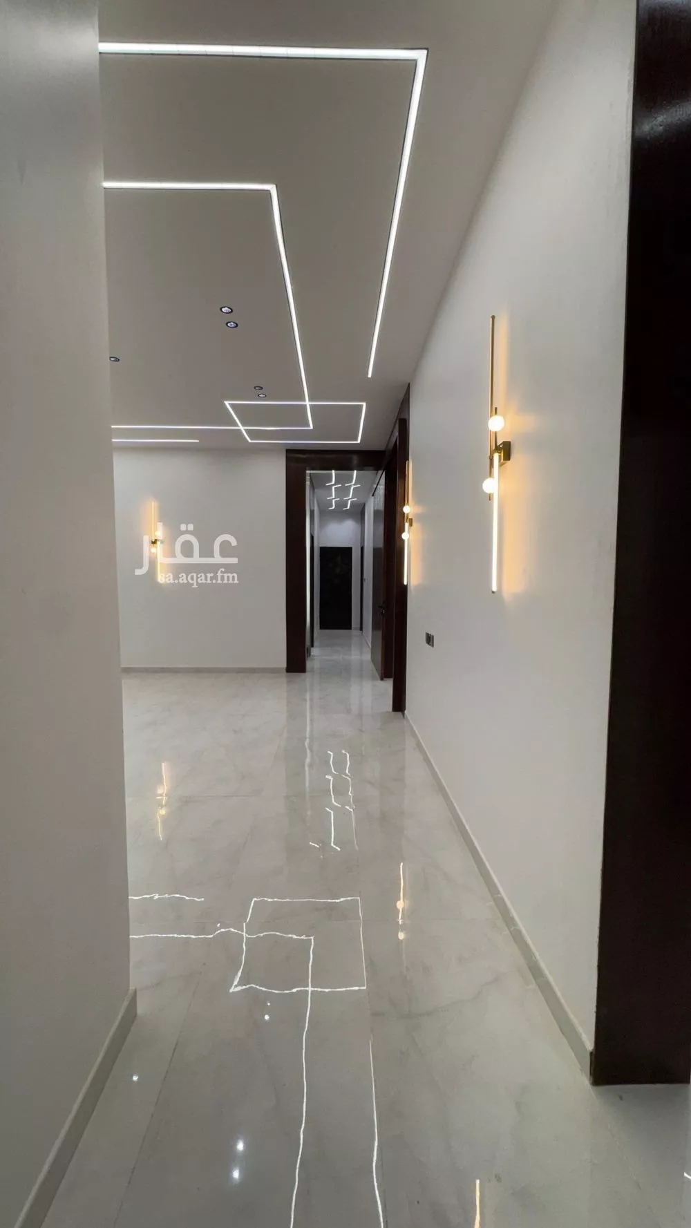 شقة 5 غرف في النظيم 5