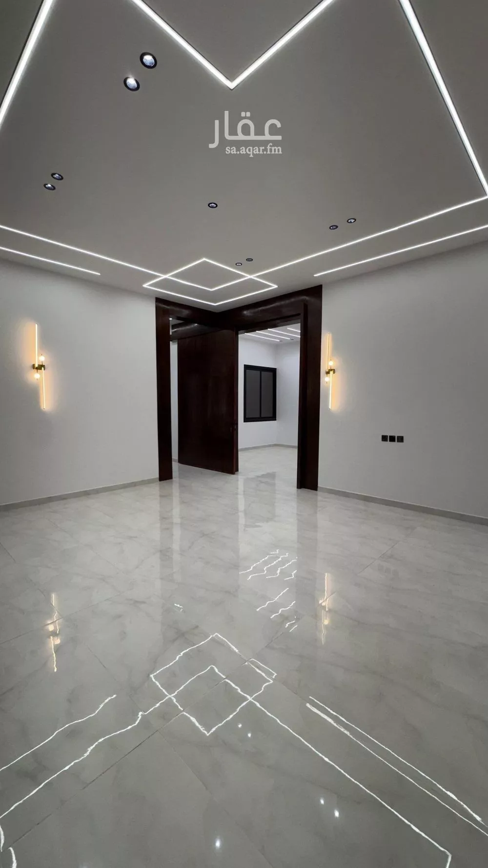 شقة 5 غرف في النظيم 1