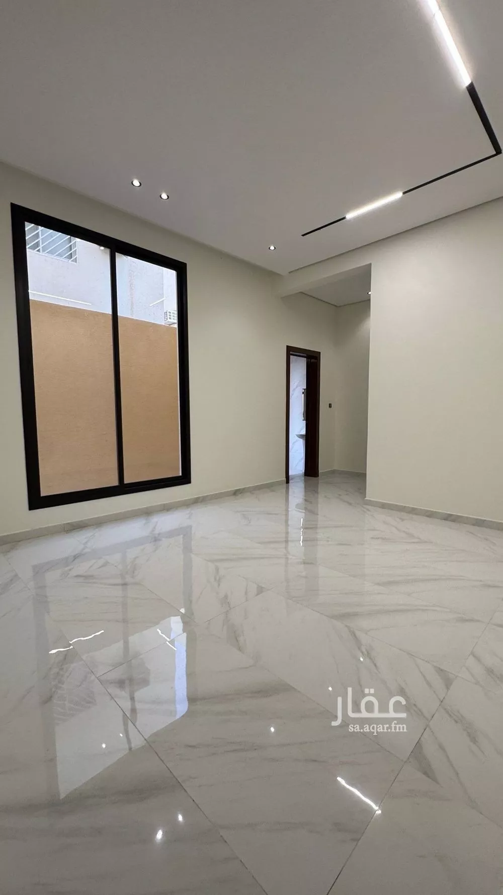 فيلا 5 غرف في الخليج 2