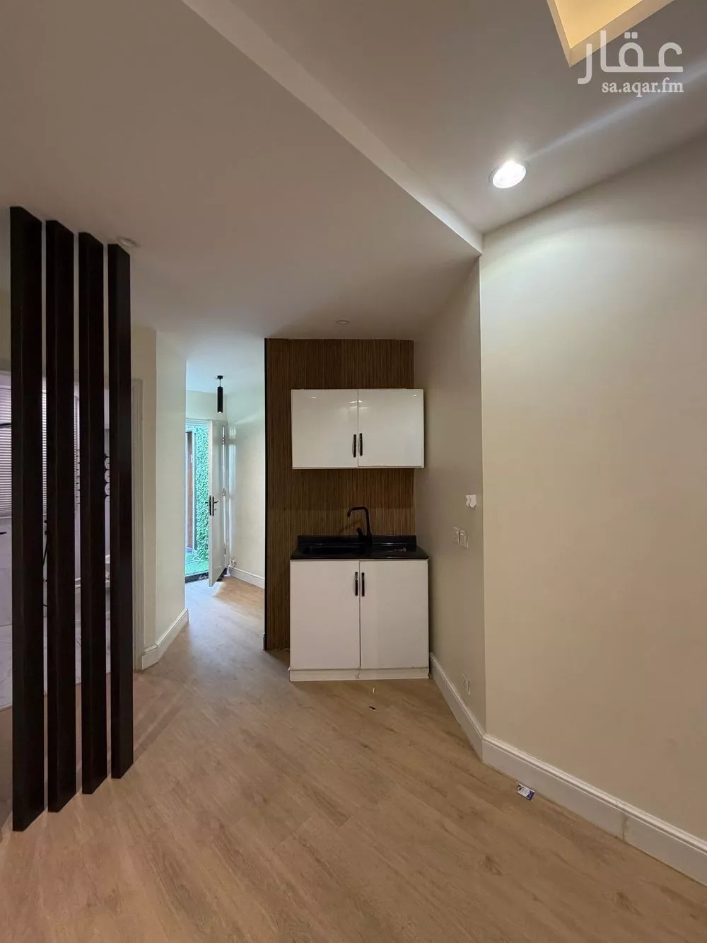 شقة 1 غرف في الملقا 3