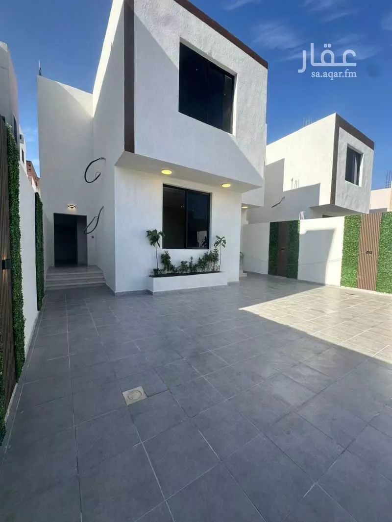 دور 5 غرف في خاخ 4