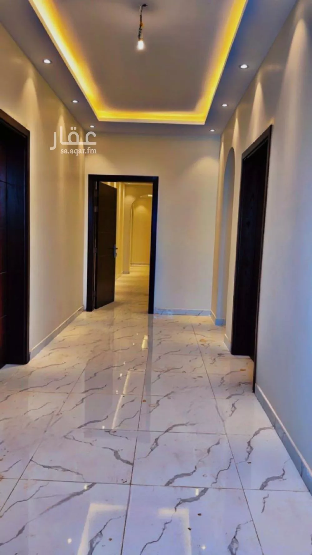 عقار 14 غرف في الصوارى، جدة 6