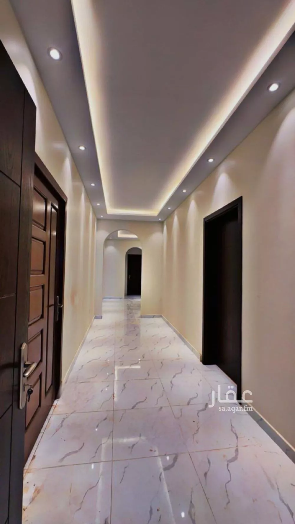 عقار 14 غرف في الصوارى، جدة 10