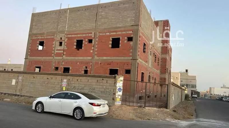 895 sqm building in Jeddah 3