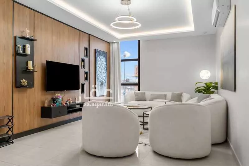 3 bedroom apartment in Al Rawdah 3