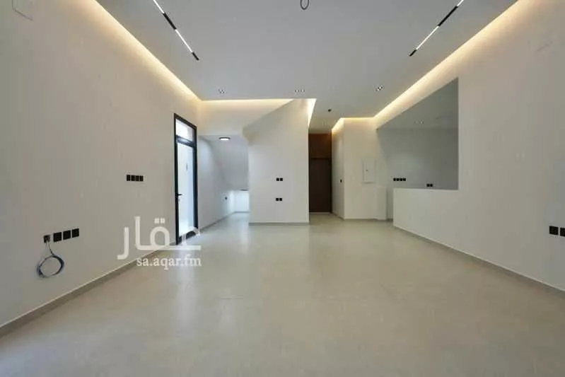 فيلا 5 غرف في الرمال 4