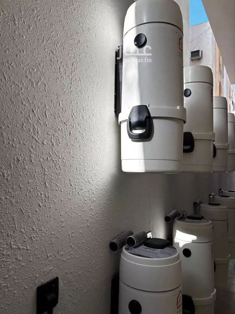 شقة 6 غرف في النهضة 2