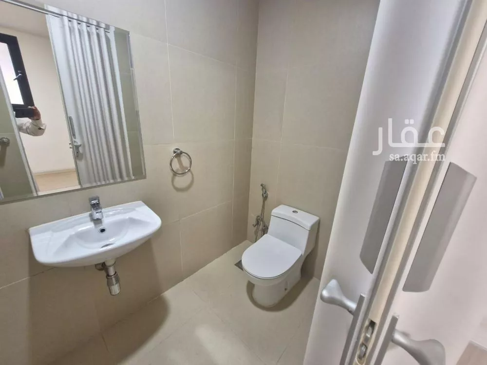 4 bedroom villa in Riyadh 12