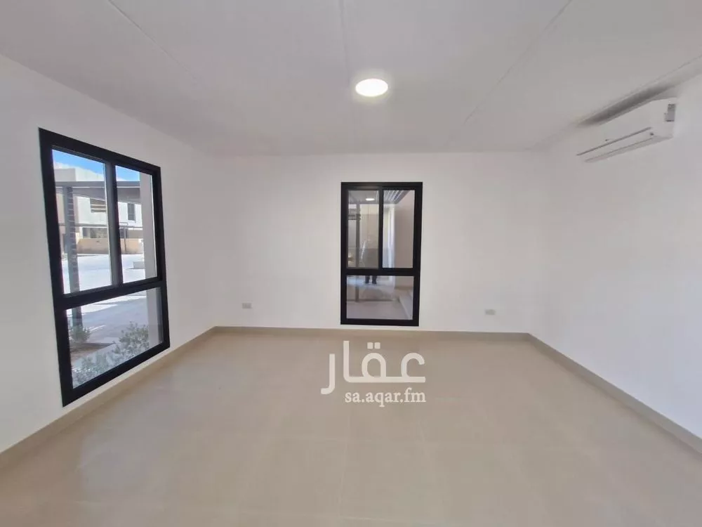 4 bedroom villa in Al Munsiyah, Riyadh 15