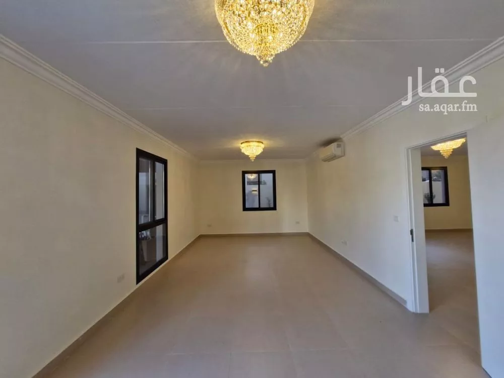 4 bedroom villa in Riyadh 9