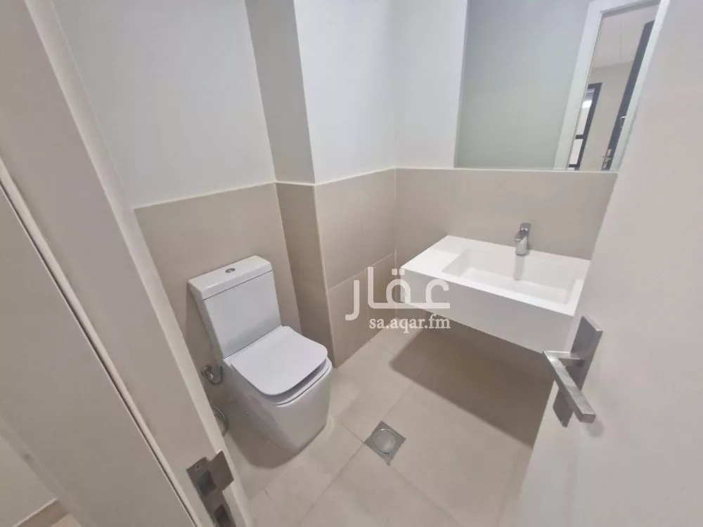 4 bedroom villa in Riyadh 8