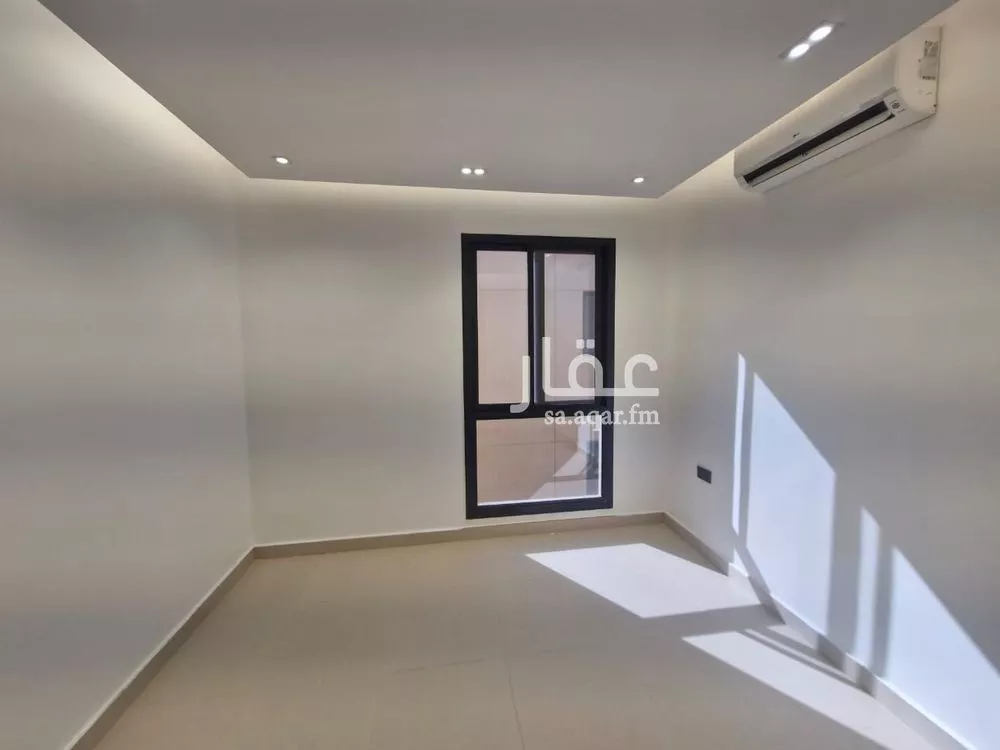 4 bedroom villa in Riyadh 5