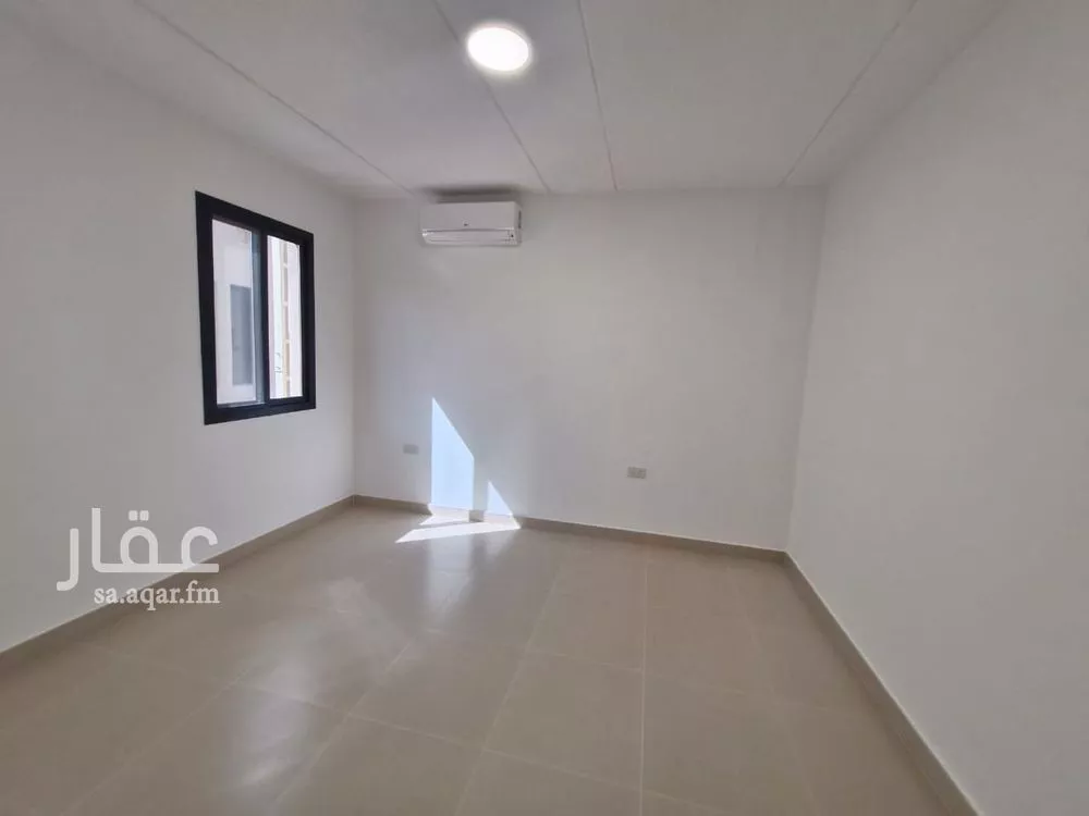 4 bedroom villa in Al Munsiyah, Riyadh 9