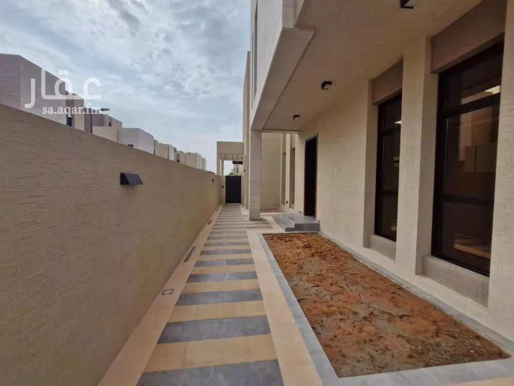 فيلا 4 غرف في الرياض 12