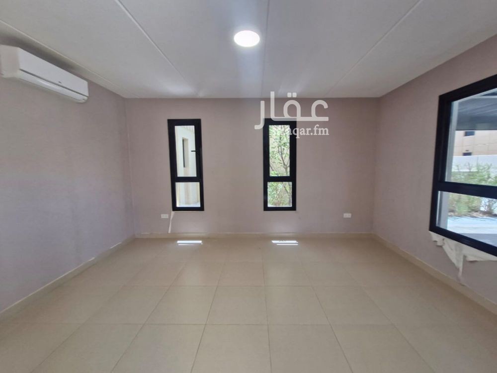4 bedroom villa in Sidrah, Riyadh 18