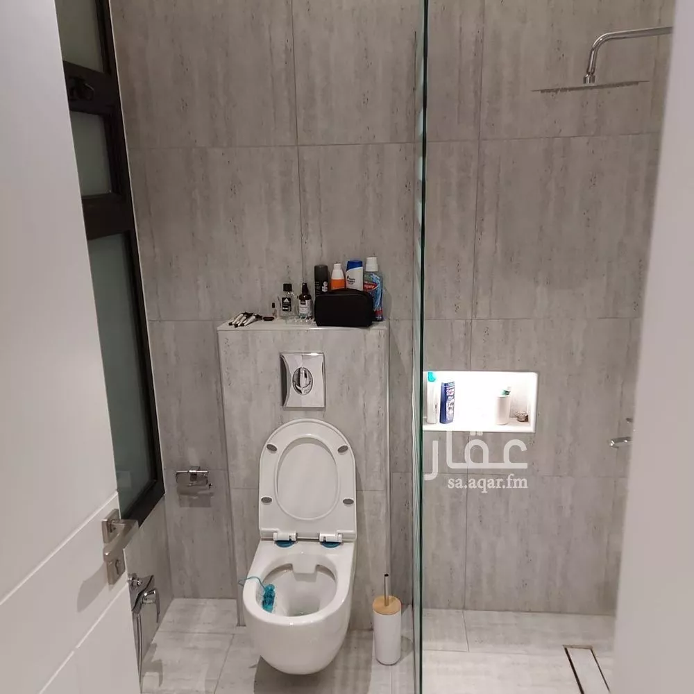 3 bedroom apartment in Al Malqa 5