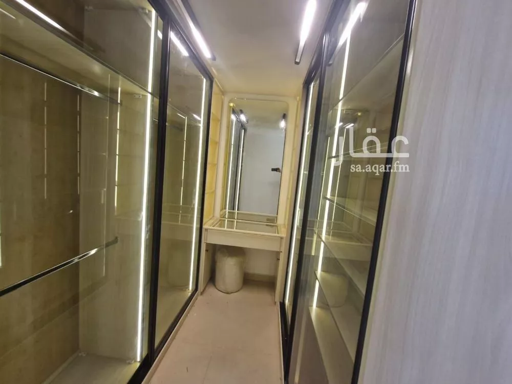 4 bedroom villa in Riyadh 7