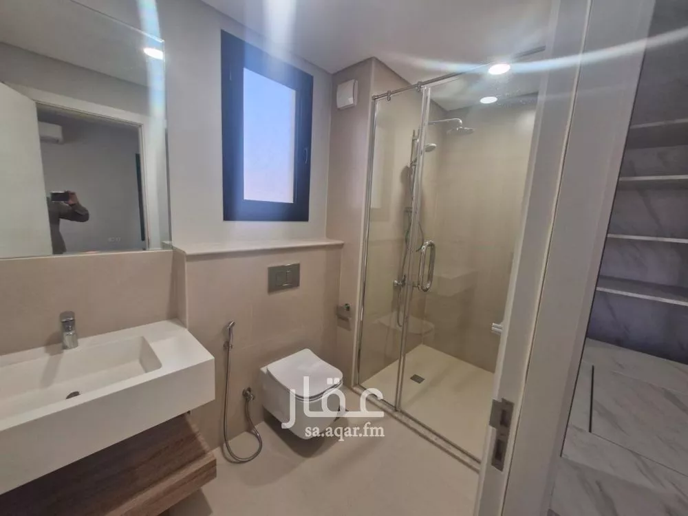 4 bedroom villa in Riyadh 12