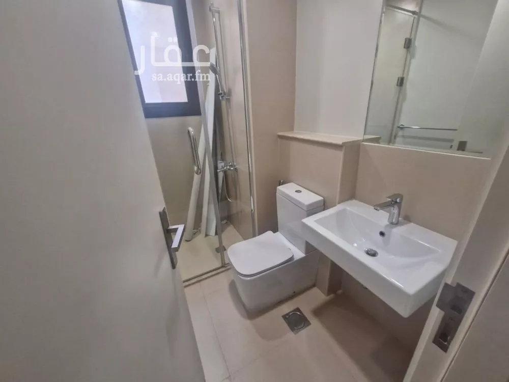 4 bedroom villa in Riyadh 16