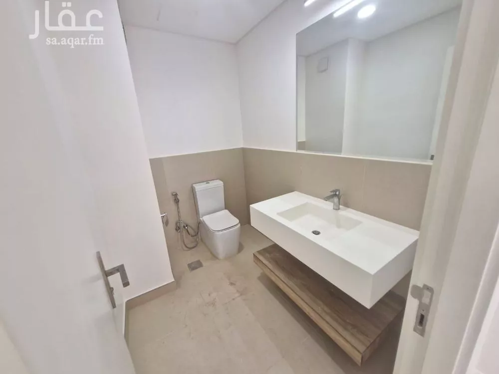 4 bedroom villa in Riyadh 16