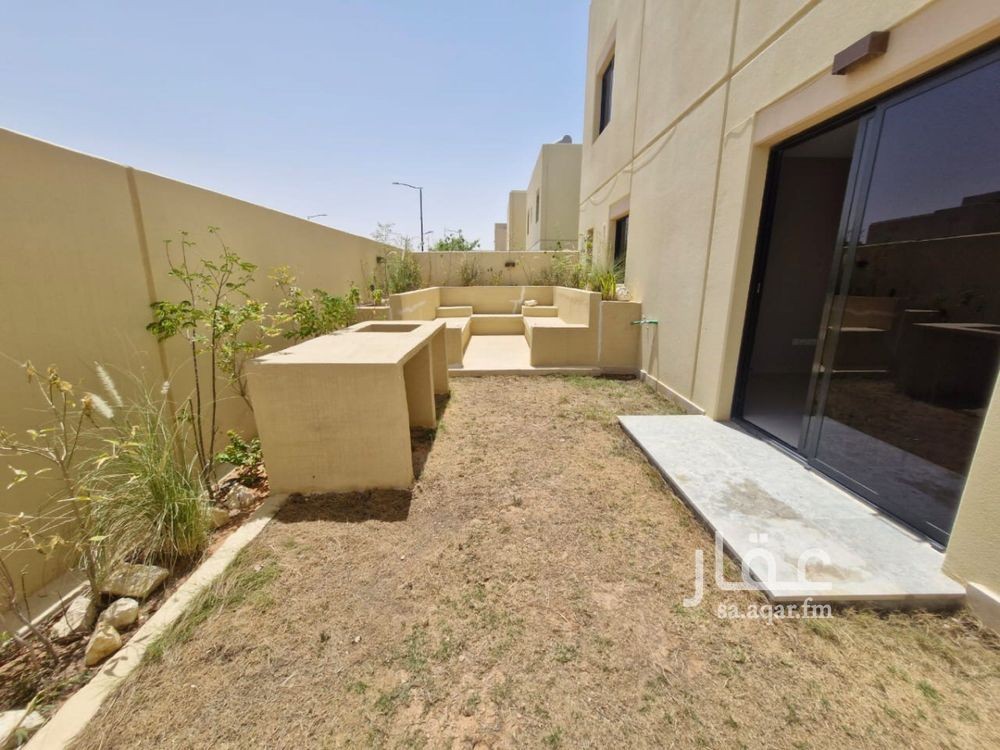 4 bedroom villa in Sidrah, Riyadh 17