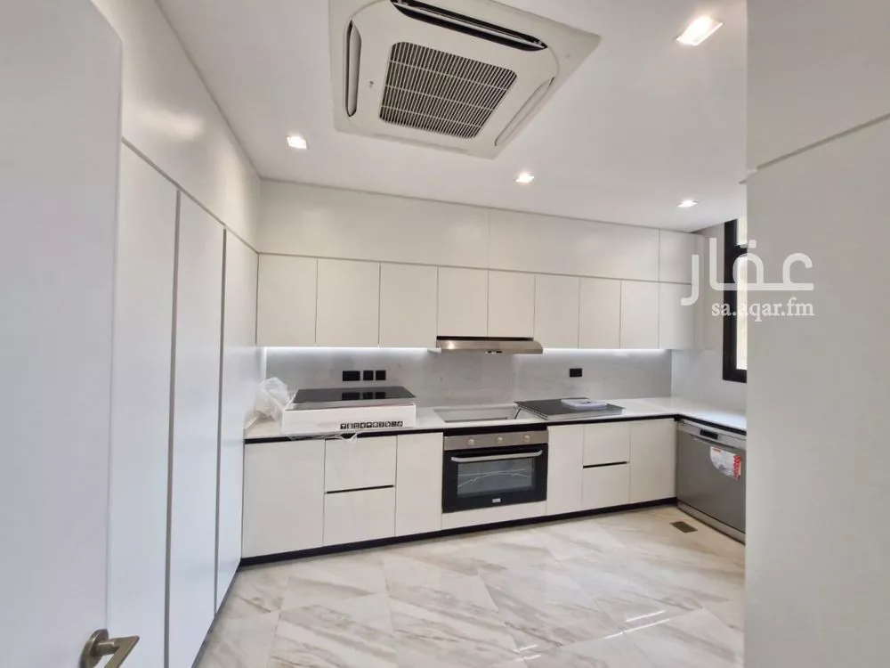 فيلا 4 غرف في الرياض 14