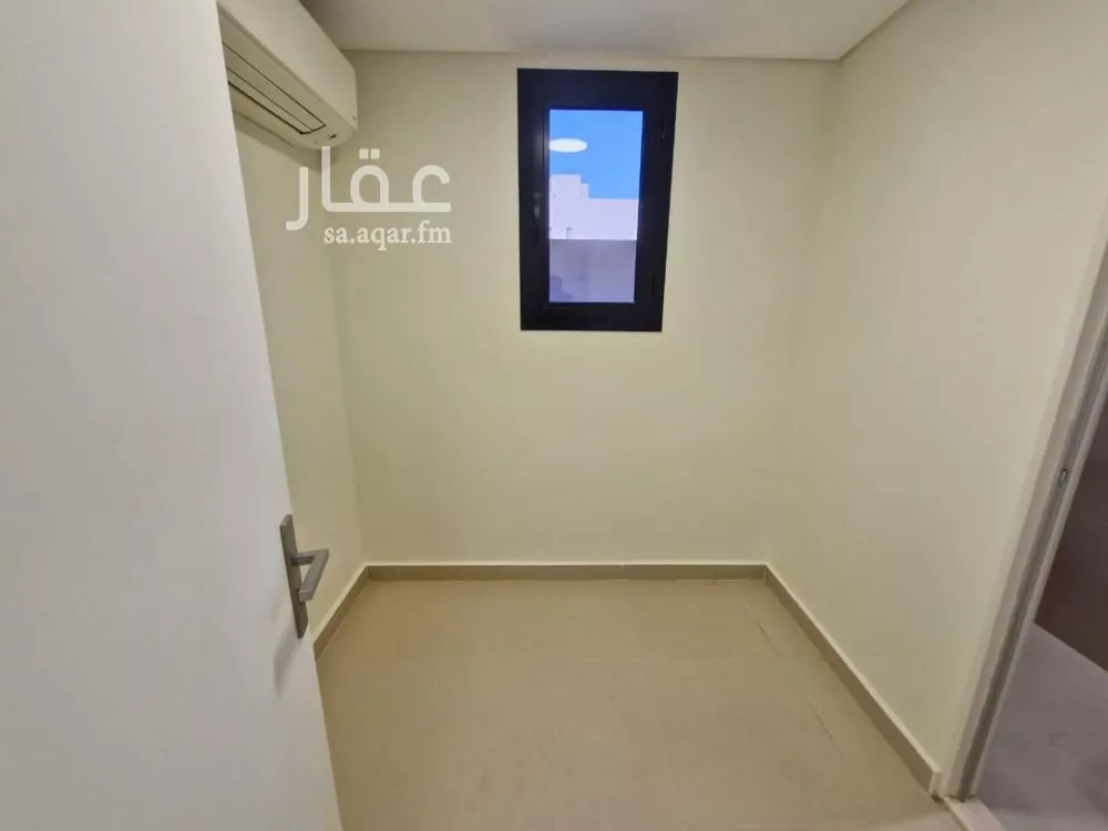 4 bedroom villa in Riyadh 16